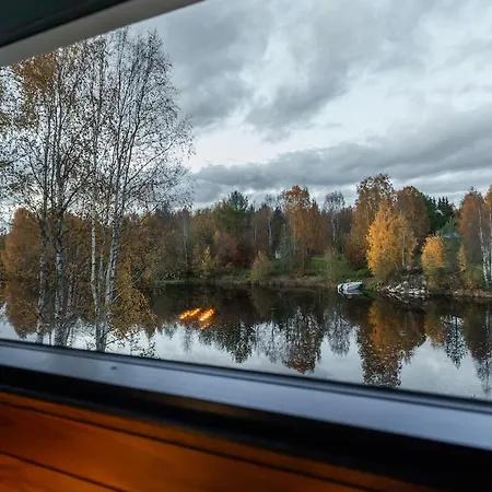 Arctic Haven - Waterfront Villa *